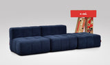 EEAZI modulares Sofa 2 Mittelelemente, 1 Hocker in Kombination, in blauer Farbe