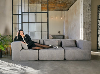 Modern grau EEAZI Mittelelement Sofaelementent, stilvoll im Interieur